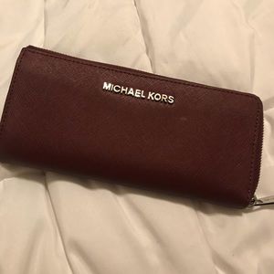 Michael kors wallet